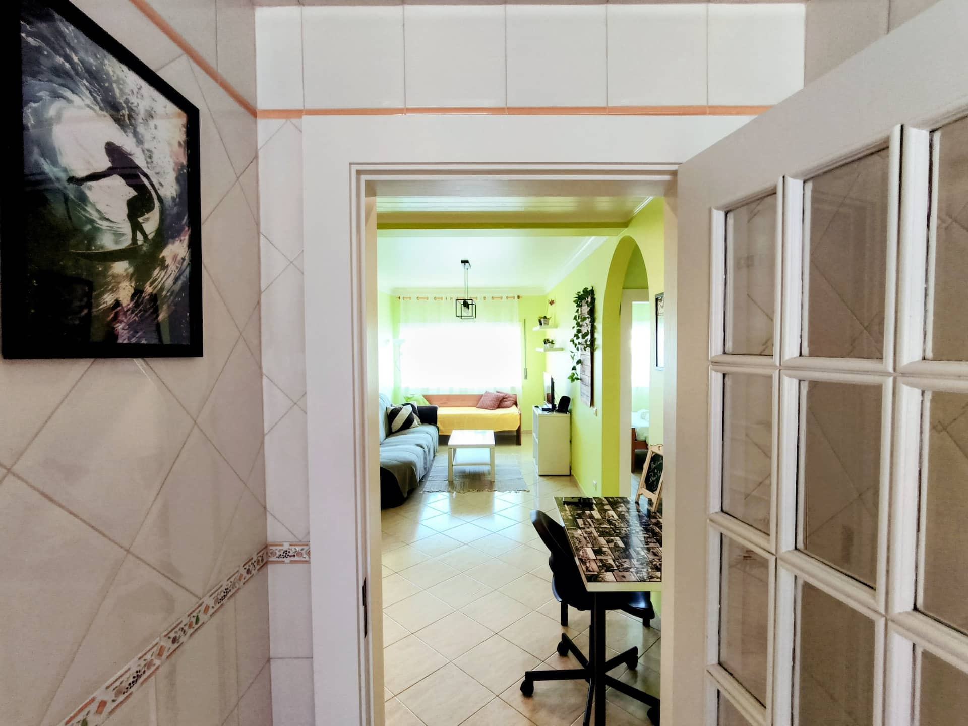 Peniche Beach Apartment Bay — hallway in Peniche