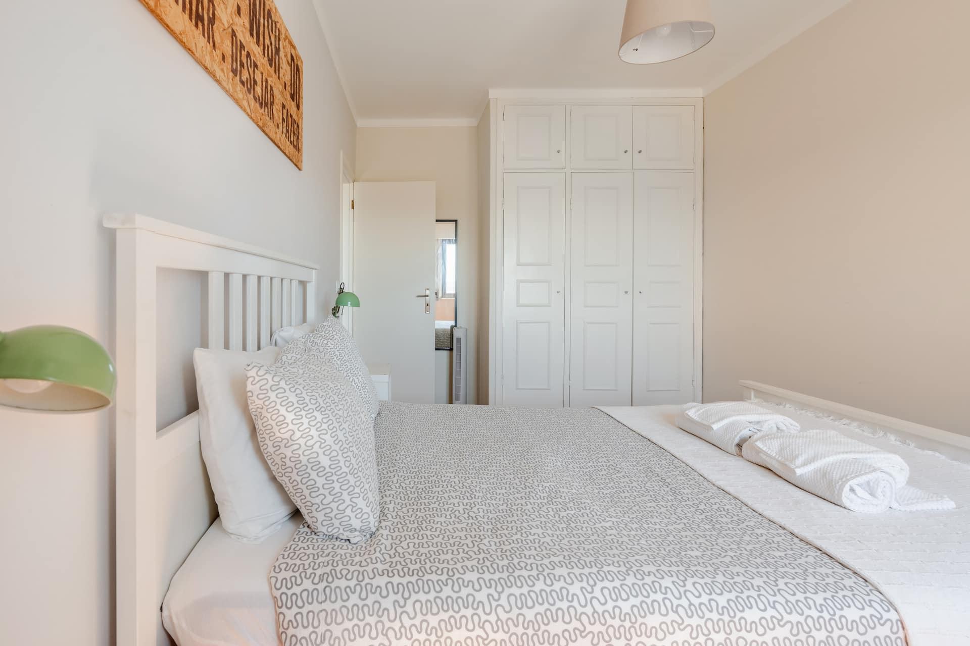 Peniche Beach Apartment Fishermen — double bedroom in Peniche