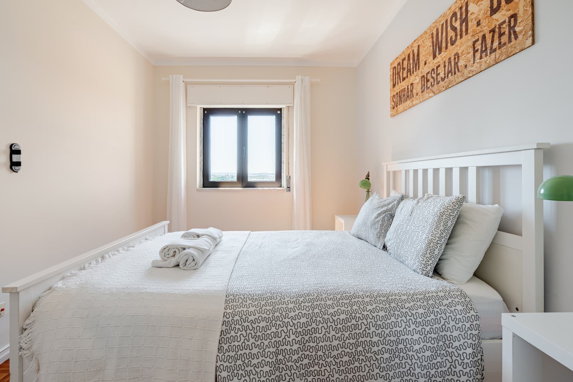 Peniche Beach Apartment Fishermen — double bedroom in Peniche