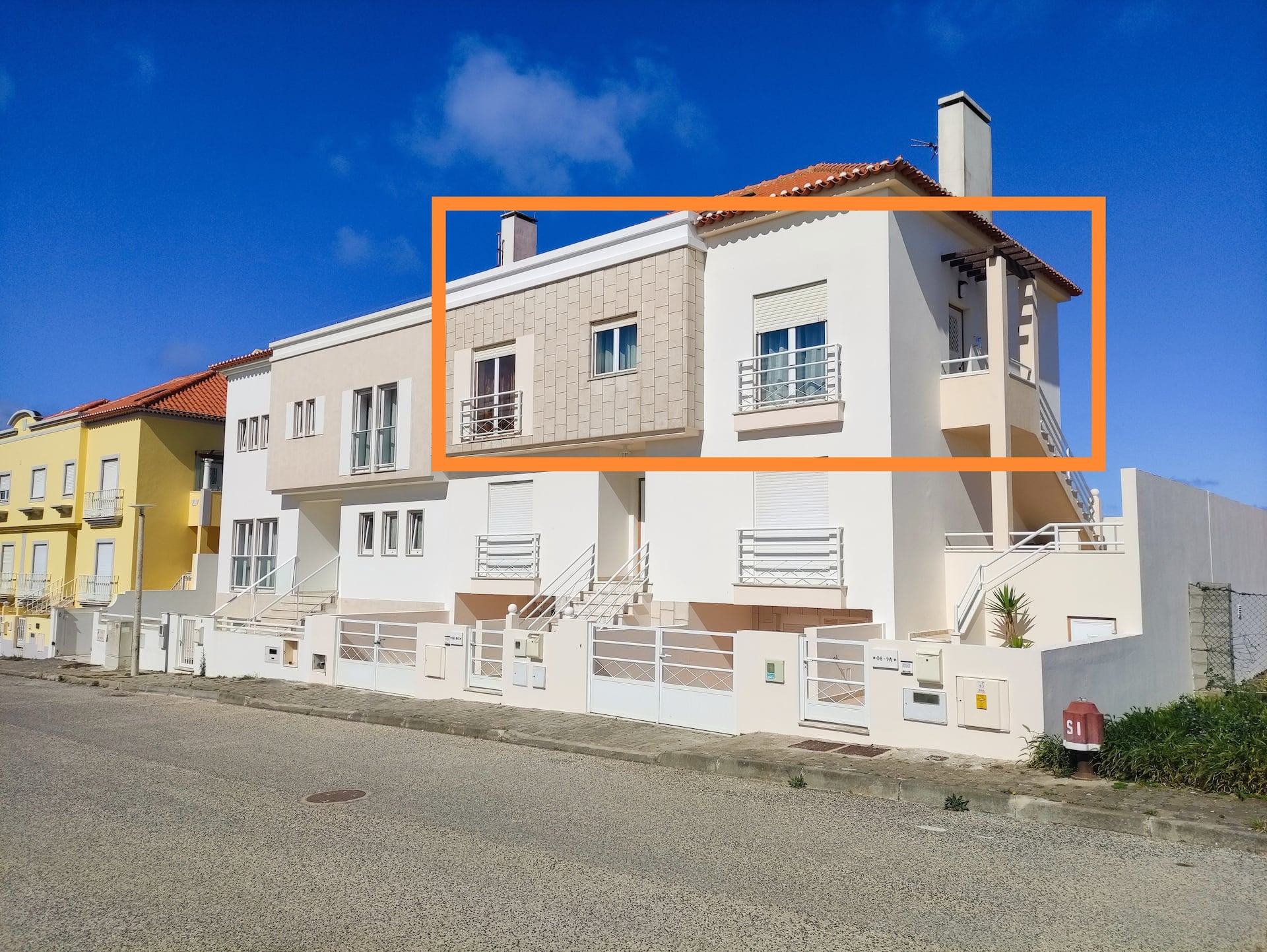 SurfPeniche Ocean View — building exterior in Peniche