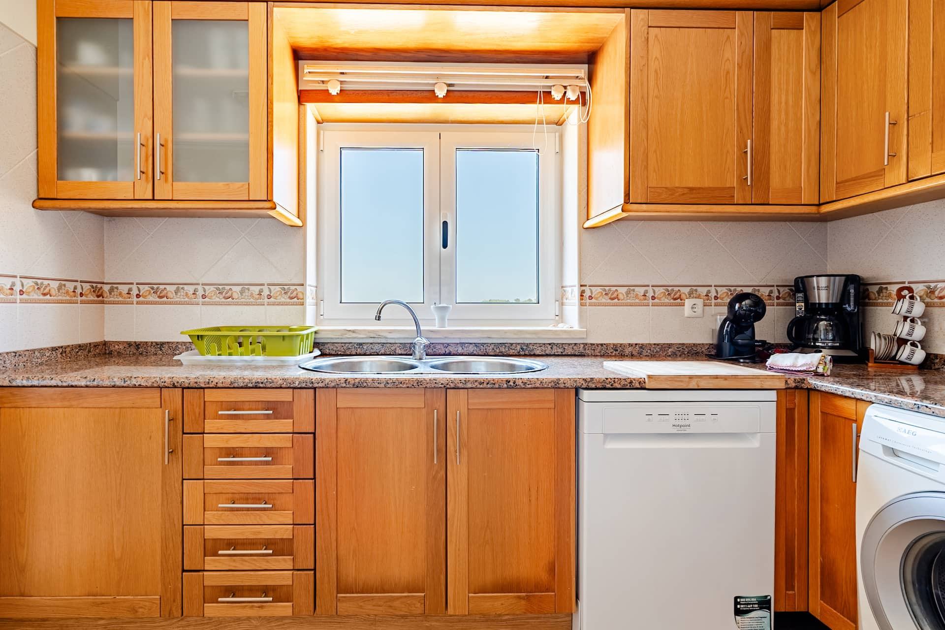 SurfPeniche Ocean View — fully equipped kitchen in Peniche
